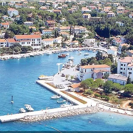 New With Large Pool, Sea View, 300 M From The - By Traveler Tourist Agency Krk - Id 2191 *