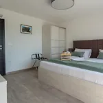 Villa New With Large Pool, Sea View, 300 M From The - By Traveler Tourist Agency Krk - Id 2191 Malinska