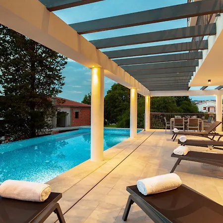 New With Large Pool, Sea View, 300 M From The - By Traveler Tourist Agency Krk - Id 2191
