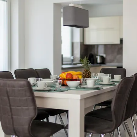 New With Large Pool, Sea View, 300 M From The - By Traveler Tourist Agency Krk - Id 2191
