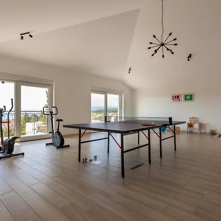 New With Large Pool, Sea View, 300 M From The - By Traveler Tourist Agency Krk - Id 2191 Βίλα Malinska