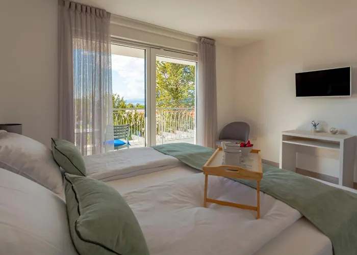 Вилла New With Large Pool, Sea View, 300 M From The - By Traveler Tourist Agency Krk - Id 2191 *