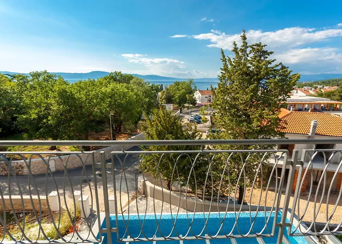 New With Large Pool, Sea View, 300 M From The - By Traveler Tourist Agency Krk - Id 2191 *